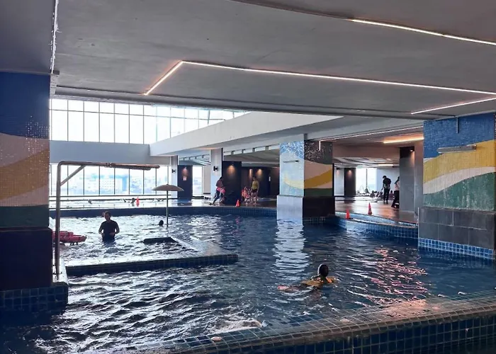 Victoria Sports Tower Free Pool -the House Of Layo Manila